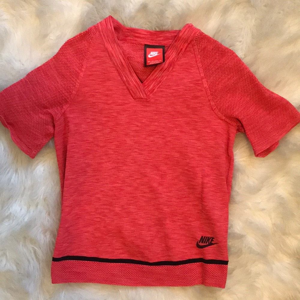 Nike Top